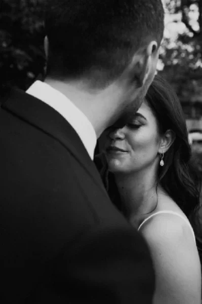 What's wrong with Kim's secretary [completed] cover